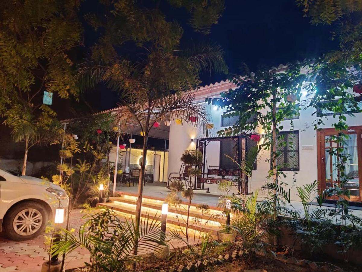Villa Gc Farms Ayodhya Exterior foto